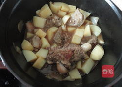 孜然豌豆羊肉煲的做法图解4