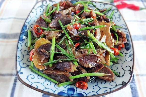 香菜爆鸡胗