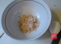 黄瓜鸡蛋面的做法图解2