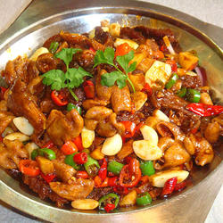 牛肉烧肥肠的做法[图]