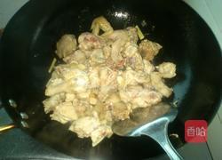 毛豆烧鸡块的做法图解2