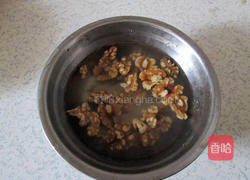 豆豉桃仁拌三丝的做法图解3