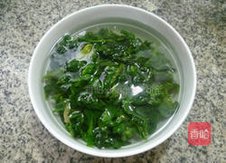 黄金针菇拌菜芯干的做法图解2