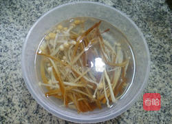 黄金针菇拌菜芯干的做法图解4