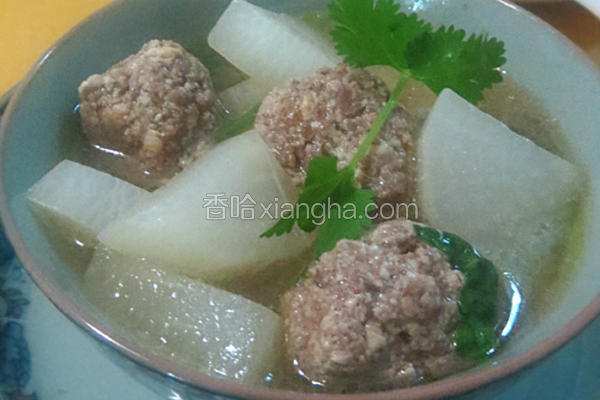 牛肉丸子萝卜汤