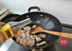 栗子红烧肉的做法图解4