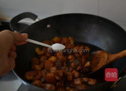 栗子红烧肉的做法图解8