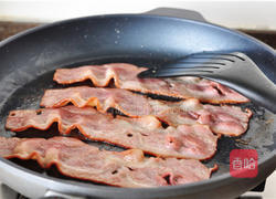 培根彩蔬薄脆披萨的做法图解4