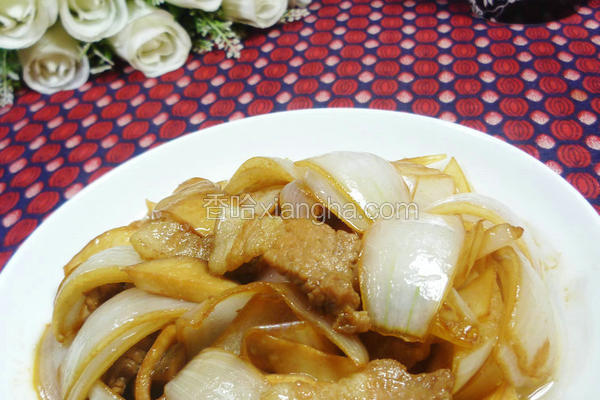 杏鲍菇炒洋葱