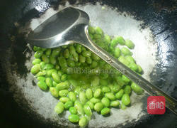 青椒榨菜炒毛豆的做法图解5