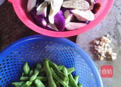 豆角烧茄子的做法图解2