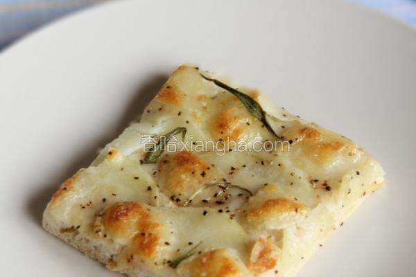 意式脆底土豆披萨