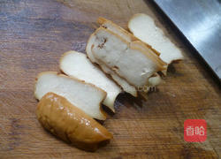 香干炒腊鸡腿的做法图解3