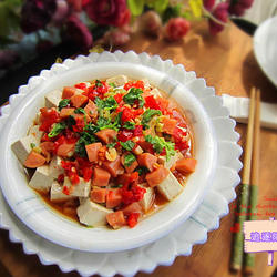 剁椒香菜豆腐的做法[图]
