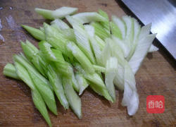 西芹炒香干的做法图解3