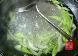 西芹炒香干的做法图解5