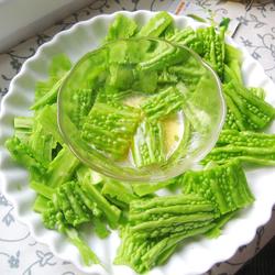 蜂蜜苦瓜的做法[图]