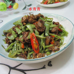 峨眉豆炒鸭的做法[图]