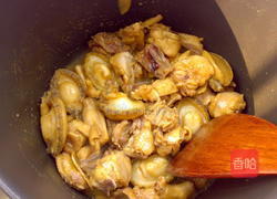 鲜鲍鱼焖鸡的做法图解5