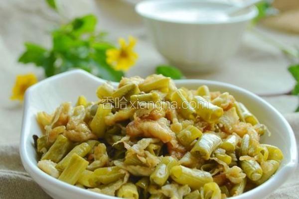 酸豆角炒鸡蛋