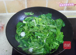 小白菜烩鱼丸的做法图解2