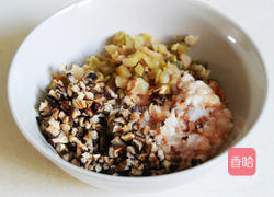 香菇肉末蒸酿豆腐的做法图解1