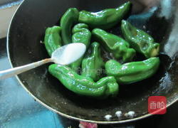 煎辣椒烧豆腐丝的做法图解6