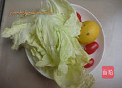 柠香包菜丝的做法图解2