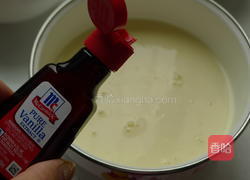 奶酪果仁冰激凌的做法图解3