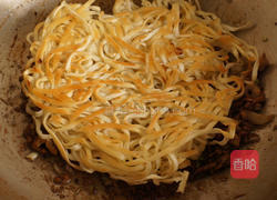 家常小炒面的做法图解6