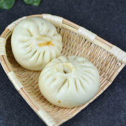 包菜胡萝卜酱肉包子的做法[图]