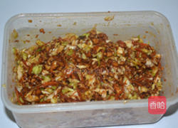 包菜胡萝卜酱肉包子的做法图解4