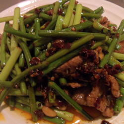 蒜薹炒肉的做法[图]
