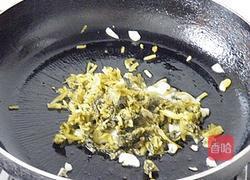 酸菜炒莜面的做法图解6
