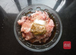 烧饼夹肉的做法图解3