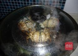 葱油大闸蟹的做法图解5