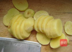 咖喱牛肉可乐饼的做法图解1