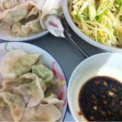 黄瓜虾仁饺的做法[图]