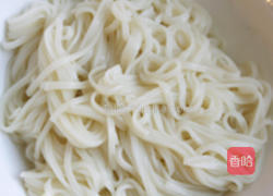 金针油菜鸭腿面的做法图解6