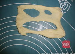 马苏里拉肉松面包的做法图解3