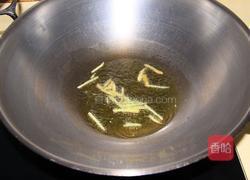 白菜炒肉丝的做法图解4