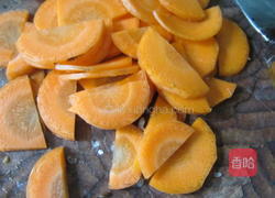 红萝卜烧的做法图解2