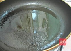 芹菜香干炒肉的做法图解2