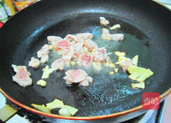 芹菜香干炒肉的做法图解4