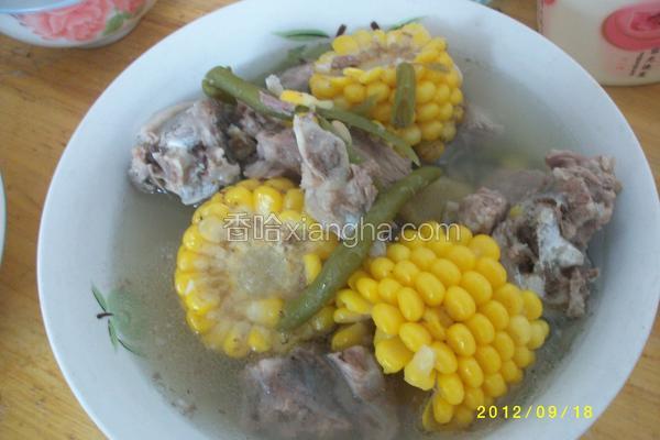 酸豆角玉米排骨汤