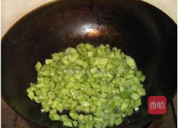 榄菜肉末四季豆的做法图解4
