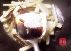 小炒香干白菜茎的做法图解7