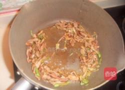 榨菜肉丝炒面的做法图解7