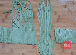 油泼辣椒菠菜面的做法图解7