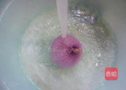 洋葱炒香干的做法图解2